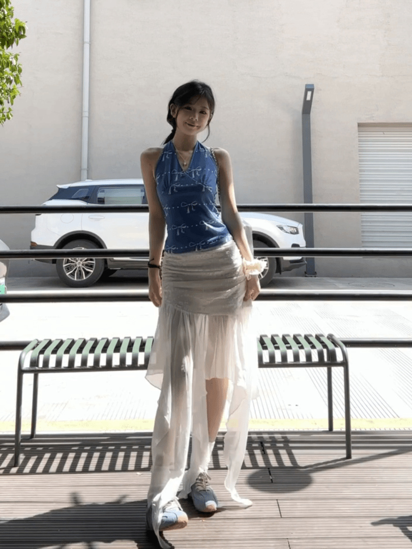 Summer Clothing Young Women - เสื้อครอปสายเดี่ยวเข้ารูปสีฟ้าสุดเซ็กซี่สำหรับสาวๆ ดีไซน์ฤดูร้อนสั้นสุดเย้ายวน แฟชั่นทันสมัยสำหรับสาวๆ วัยรุ่น
