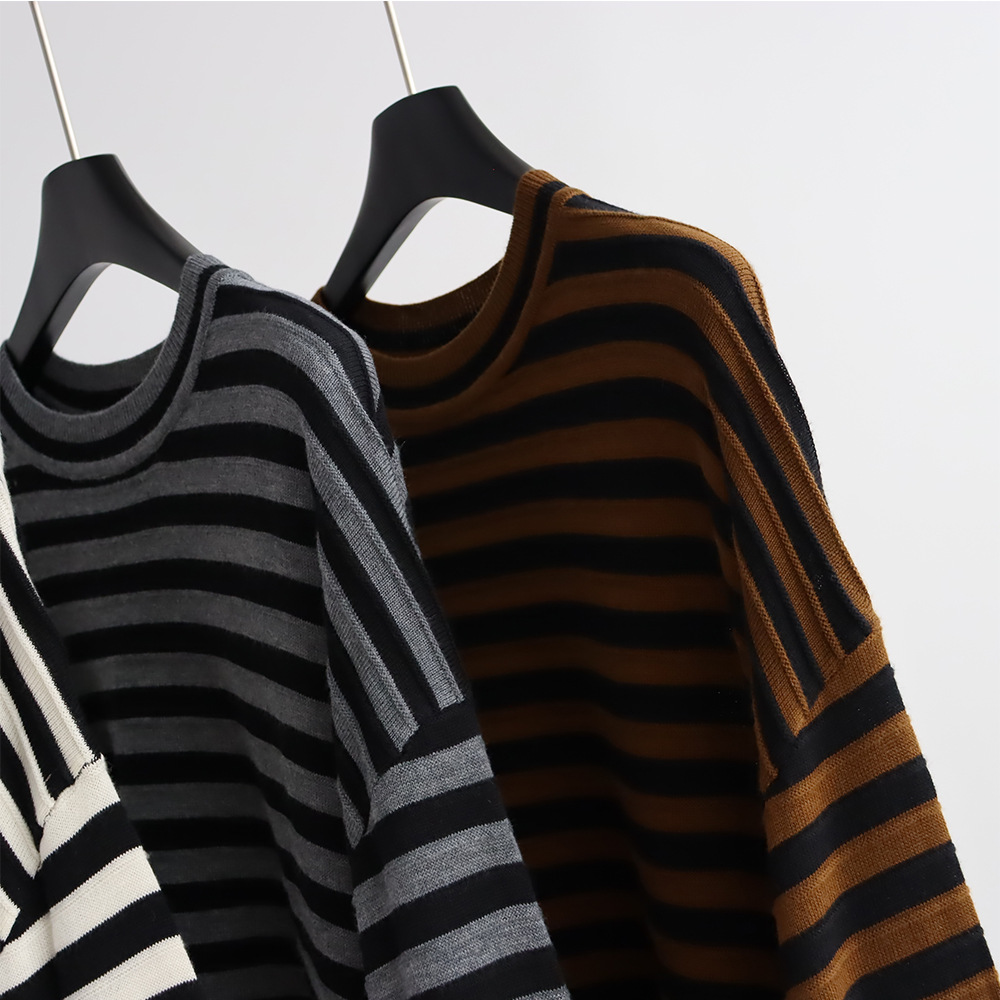 เสื้อสเวตเตอร์ถักลายทางคอวี ผ้ - Summer Clothing Yarn บทวิจารณ์และราคา